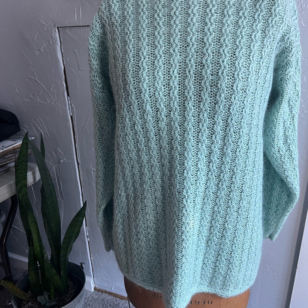 KAREN SCOTT EUC SIZE L COZY WARM SILK MOHAIR CABLE KNIT SWEATER